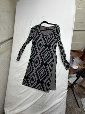 SayWhat Long Sleeve Aztec Print Scoop Neck Mini Dress Gray Black Size L